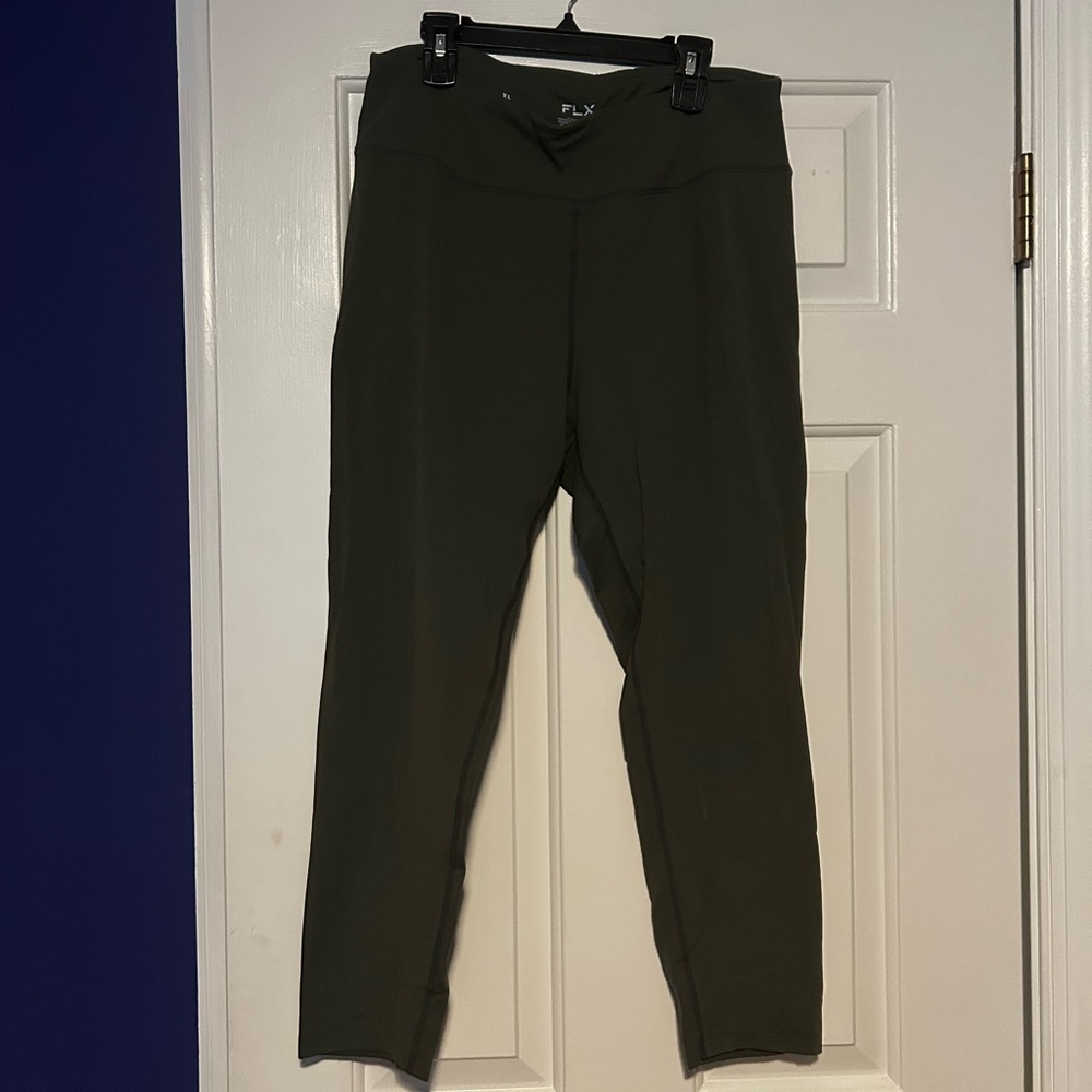 FLX Women's Green Leggings